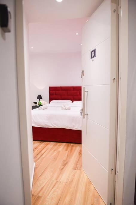 City Center 14 - Tirana Way Apartments Extérieur photo
